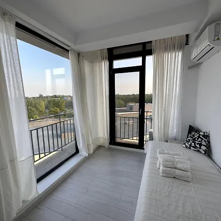 Apartman With Sea View *
